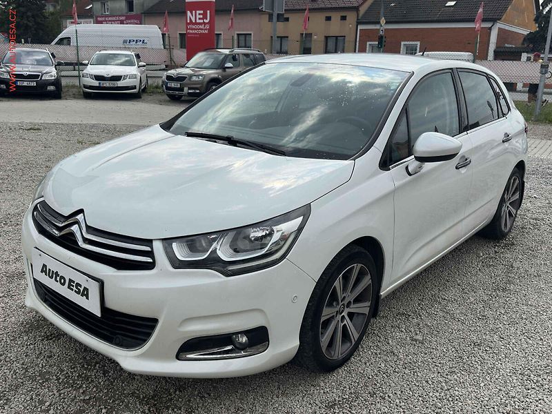Citroën C4 (2015) 1.2PT, AT, navi - fotka 3 z 20
