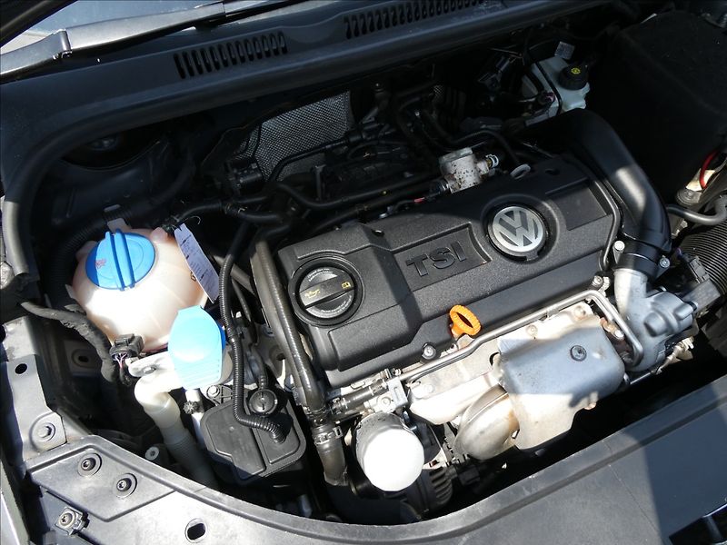 Volkswagen Golf Plus 1,4 TSi 90kW DSG po servise - fotka 29 z 31