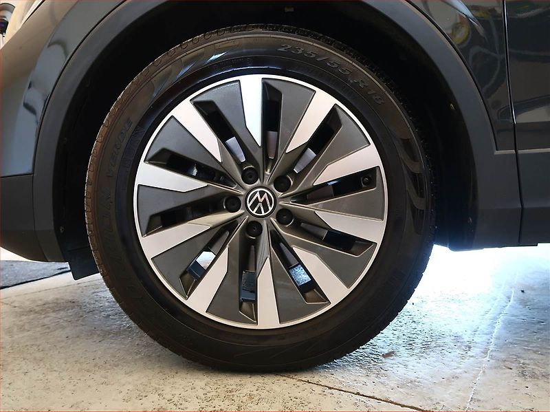 Volkswagen Tiguan (2020) 2.0 TDI - fotka 15 z 18
