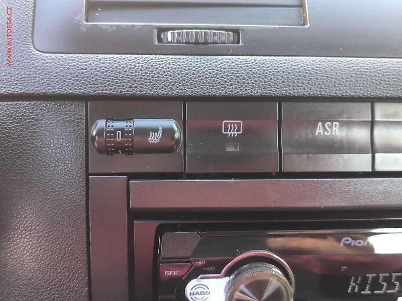 Škoda Fabia (2001) 1.4i 16V, ČR, AC, TZ - fotka 13 z 14