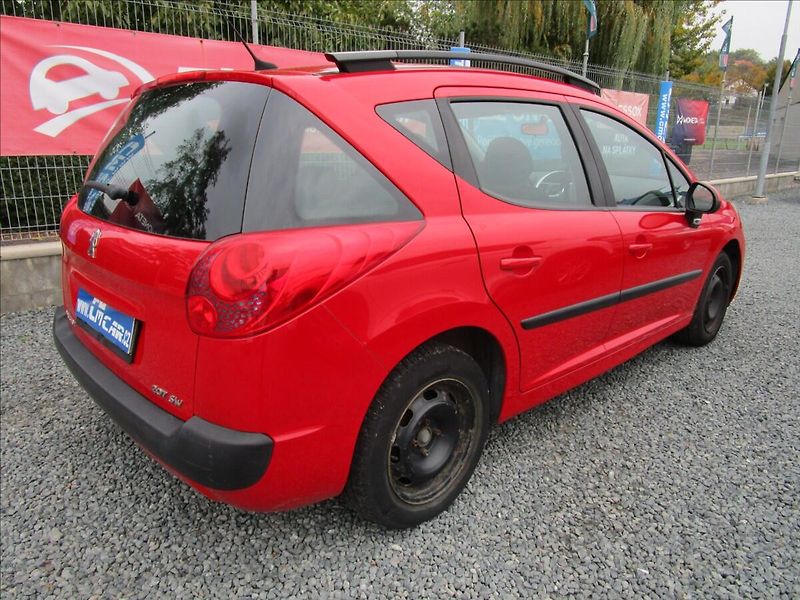 Peugeot 207 SW 1.4VTi Klima - fotka 4 z 36
