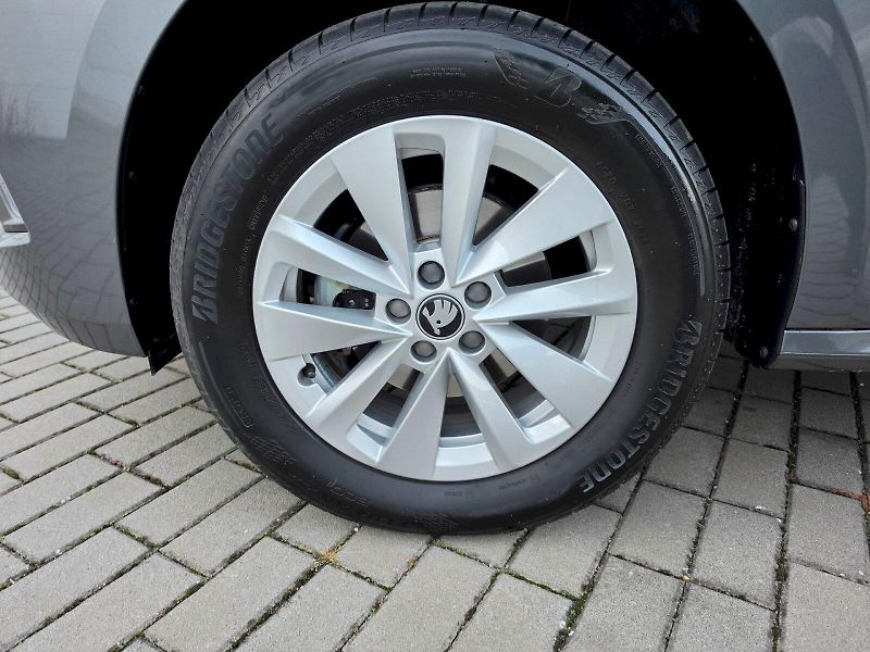 Škoda Kamiq (2025) 1,0TSI 85KW SELECTION - fotka 27 z 29