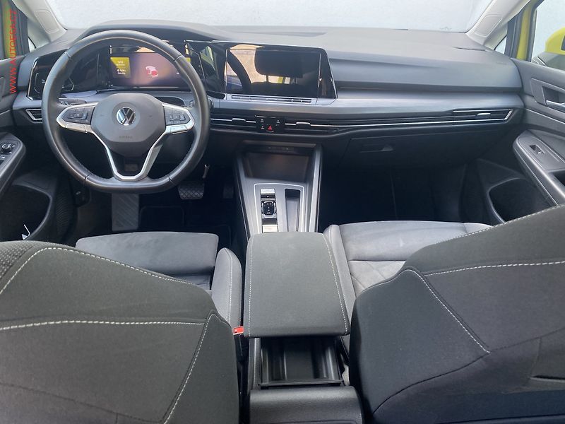 Volkswagen Golf (2021) 1.5 TSi, ČR, DSG, LED - fotka 8 z 20