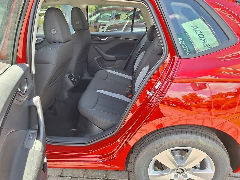 Škoda Kamiq Classic 1,0TSI 85kW - fotka 7 z 11