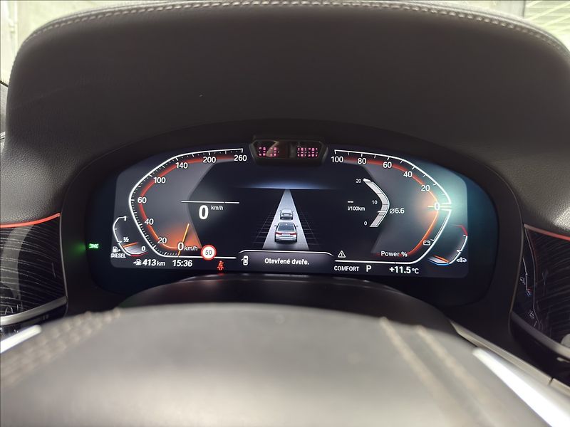 BMW Řada 7 3,0   730D XD LASER MASÁŽE - fotka 14 z 45