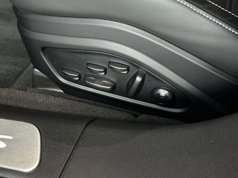 Porsche Panamera GTS, InnoDrive,Tažné,Nezávislé - fotka 24 z 55