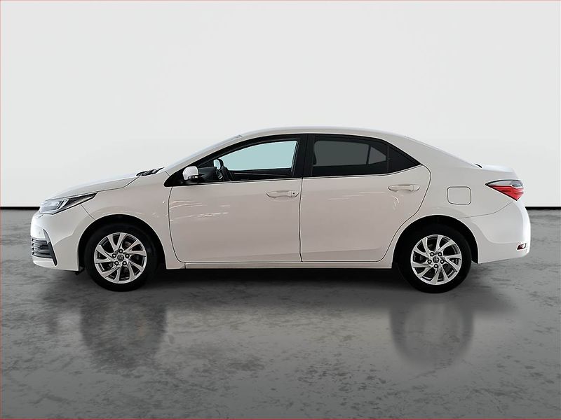 Toyota Corolla (2017) 1.6 Valvematic, ČR,1.maj - fotka 3 z 16