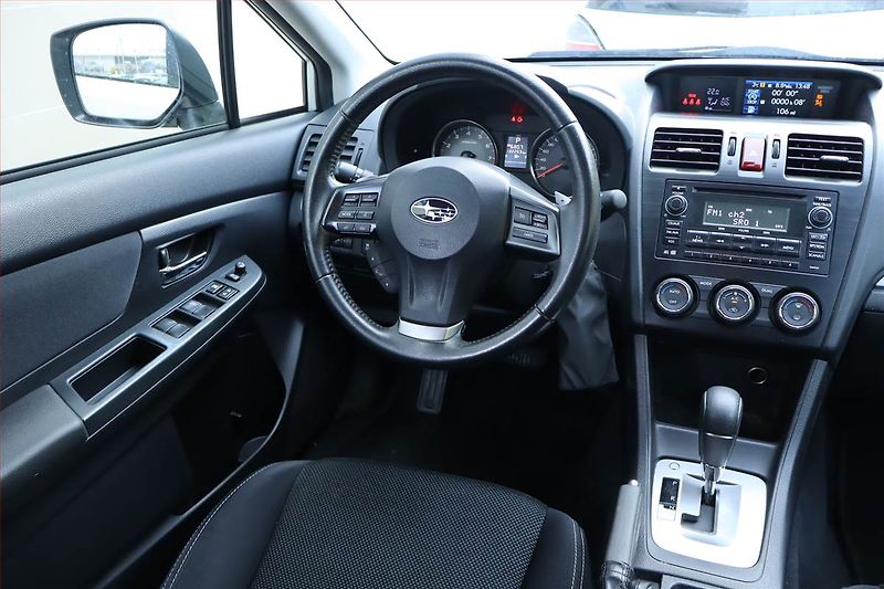 Subaru XV (2013) 2.0i, 4X4, Automat - fotka 7 z 20