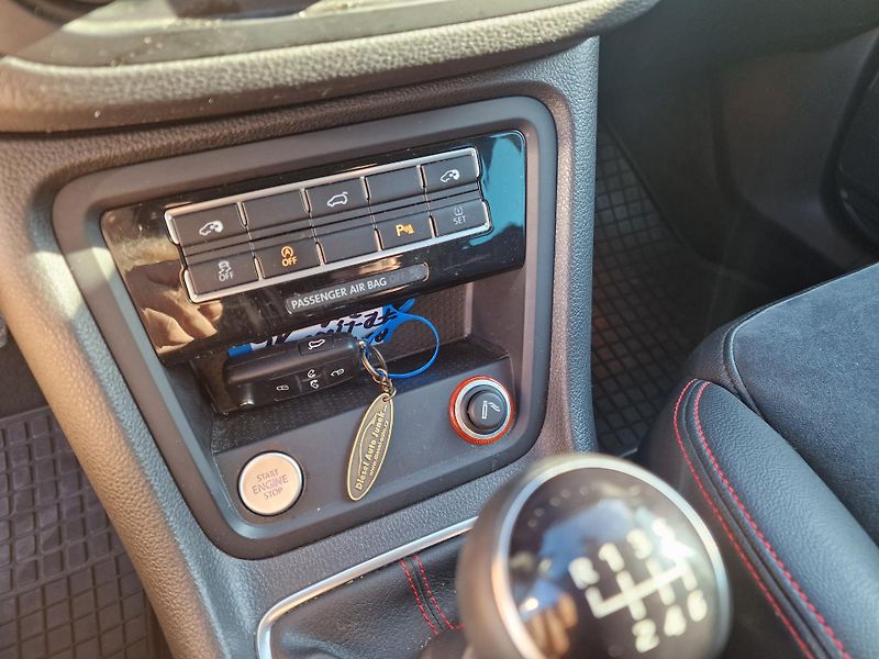Seat Alhambra 2,0TDI FR-LINE 7MÍST TAŽNÉ  - fotka 18 z 23