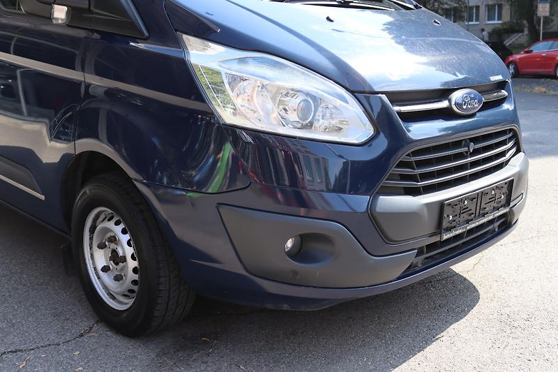Ford Transit Custom 2.2TDCI 74kW 8 MÍST - fotka 6 z 50