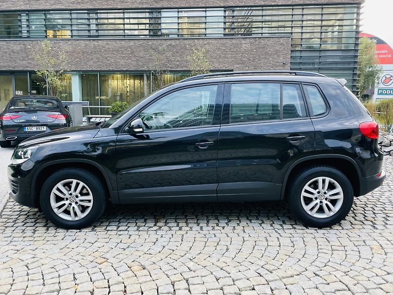 Volkswagen Tiguan 1.4TSI MANUÁL VÝHŘEV SERVISKA - fotka 18 z 39