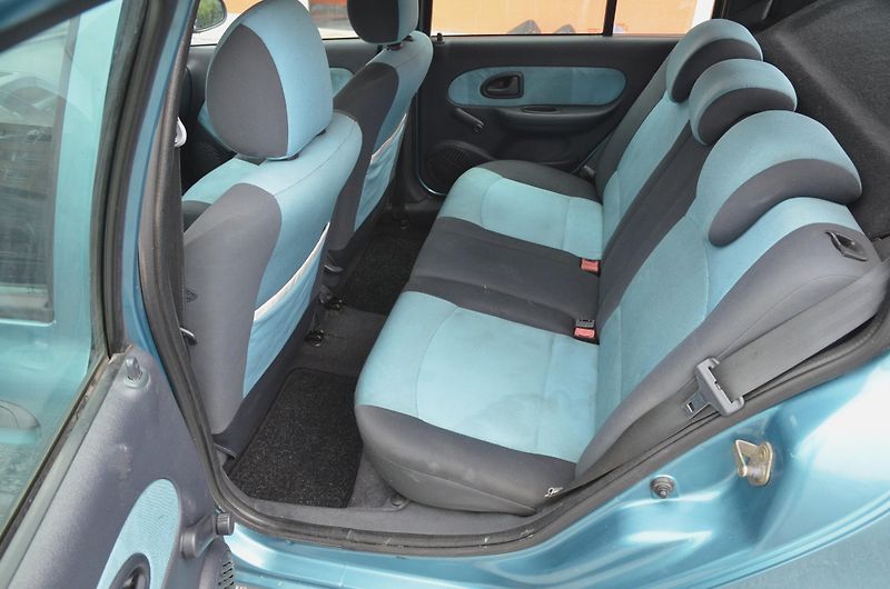 Renault Clio (2002) 1.5 DCi 48kW /ČR / STK 06/2028 - fotka 12 z 20