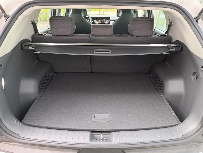 Kia EV3 (2026) SV1 4x2 AIR + HEAT 58,3 kWh - fotka 6 z 6