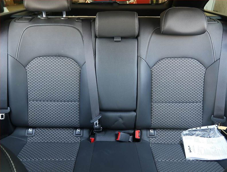 Kia Ceed (2025) 1.5 T-GDI - fotka 10 z 20