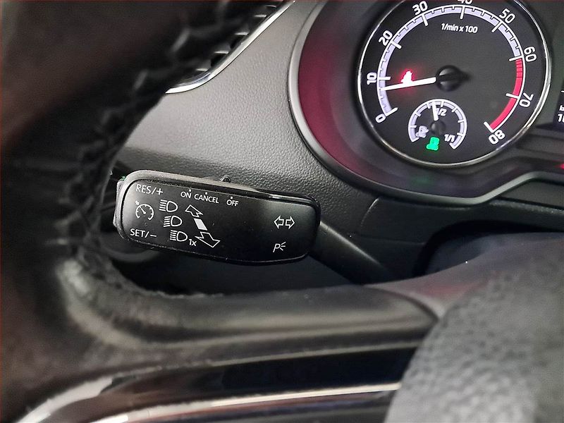 Škoda Octavia (2017) 1.4 TSI CNG, Tempomat - fotka 17 z 18