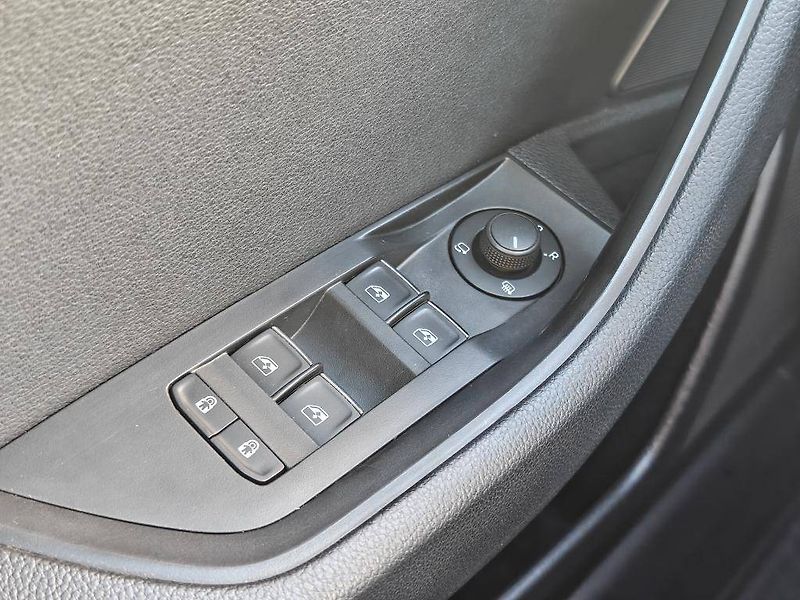 Škoda Superb Style 7DSG 2,0TDI - fotka 23 z 27