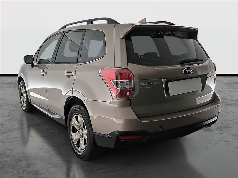 Subaru Forester (2015) 2.0 X, 4X4, Tempomat - fotka 4 z 6