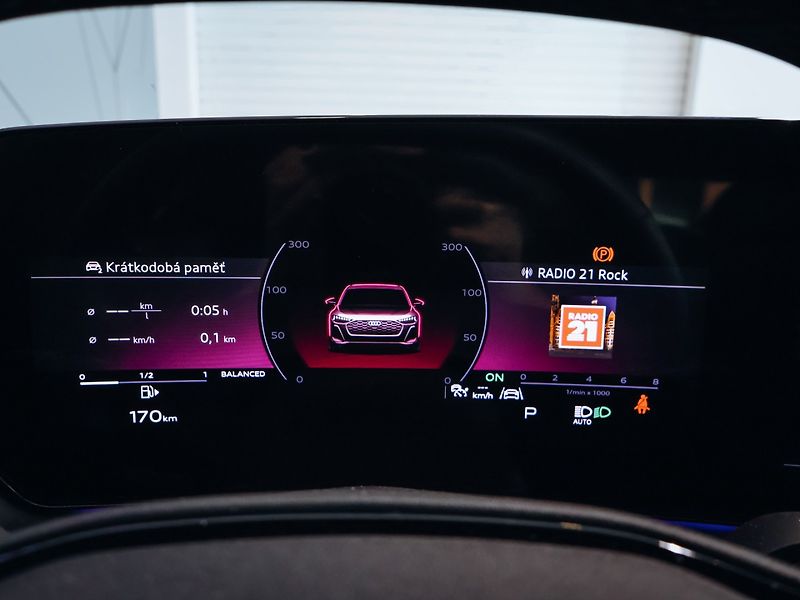 Audi S5 Sedan quattro 3.0TFSI - fotka 16 z 28
