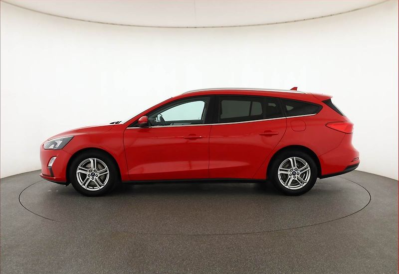 Ford Focus (2020) 1.5 EcoBlue, Tempomat - fotka 3 z 18