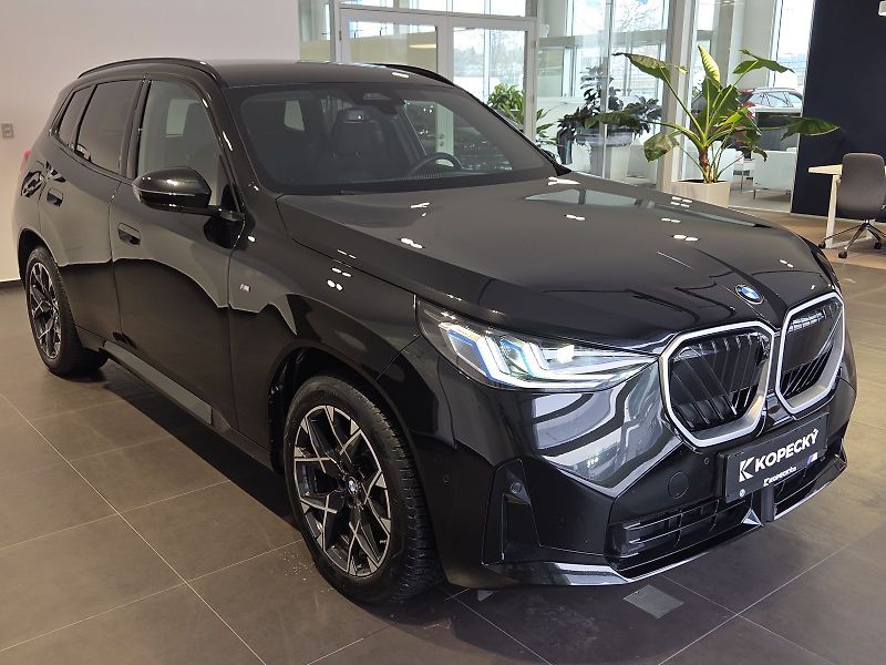BMW X3 (2025) 20i xDrive M Sport - fotka 8 z 16