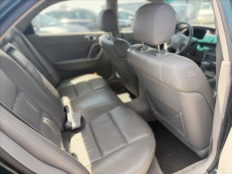 Mazda Xedos 2,5 V6 120kW automat - fotka 21 z 26