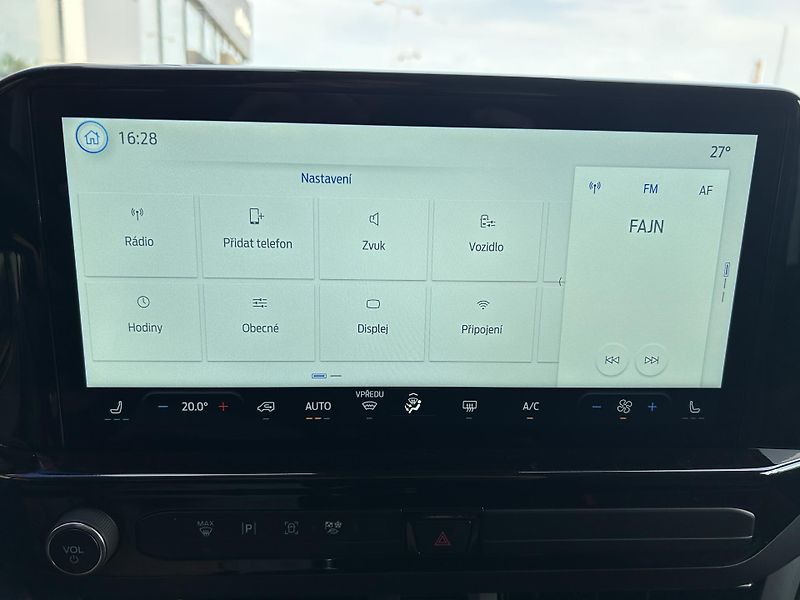 Ford Tourneo Custom Titanium L1 2.0 EcoBlue 110 kW - fotka 21 z 29