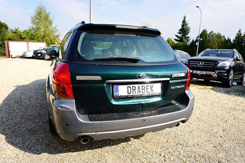 Subaru Outback (2004) 3,0R  H6 180 kW - fotka 6 z 52
