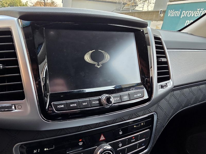 SsangYong Rexton 2.2-PREMIUM+-TAŽNÉ 3T-ZÁRUKA - fotka 34 z 62
