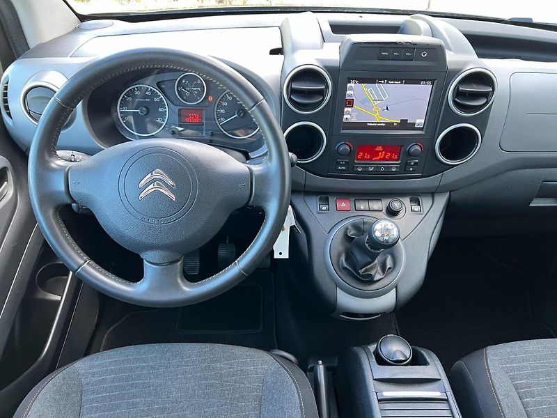 Citroën Berlingo (2017) 1.2PT Shine! NAVI! Tažné! 1.ma - fotka 14 z 37