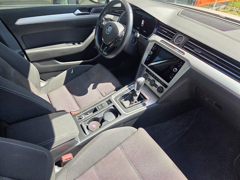 Volkswagen Passat Variant (2018) 1.5 TSI DSG - fotka 5 z 9