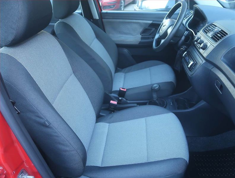 Škoda Fabia (2009) 1.2, Serv.kniha - fotka 9 z 14