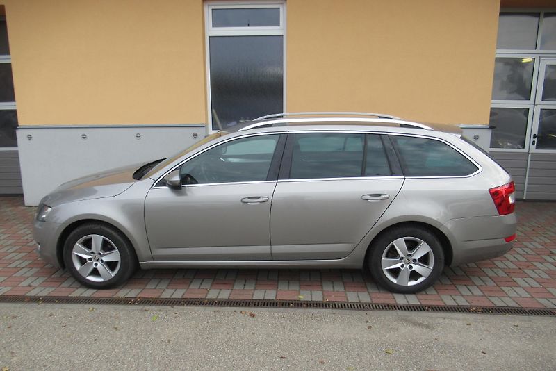 Škoda Octavia 1.6 TDi 4x4 AUT. KLIMA TAŽNÉ - fotka 6 z 19