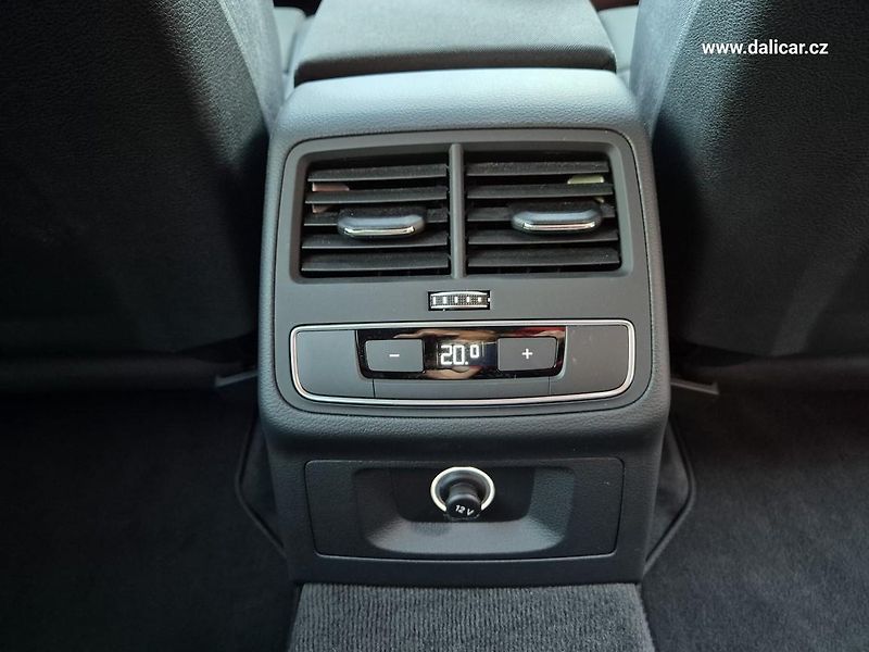 Audi A4 Avant (2020) 2.0TDi 120KW FullLed S-line    - fotka 49 z 58