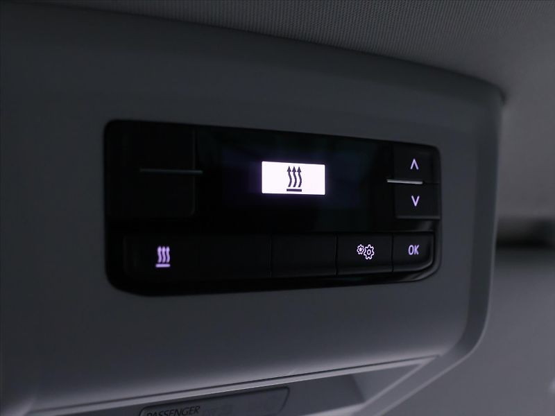Volkswagen Caravelle 2,0 TDI 110 kW CZ - fotka 24 z 32