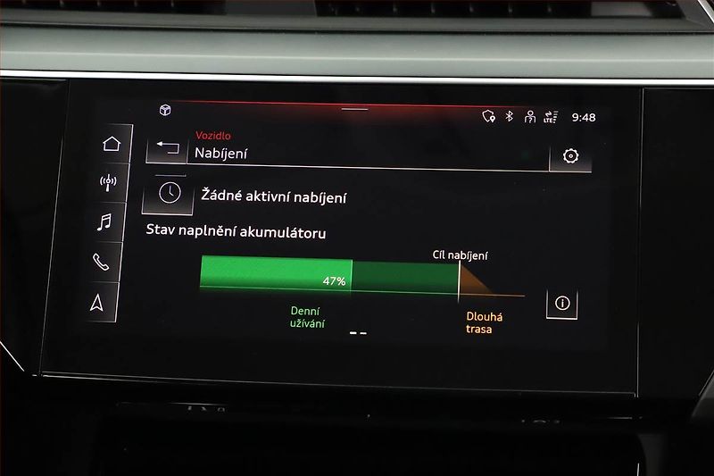 Audi e-tron (2021) S-Line 50 quattro - fotka 16 z 30