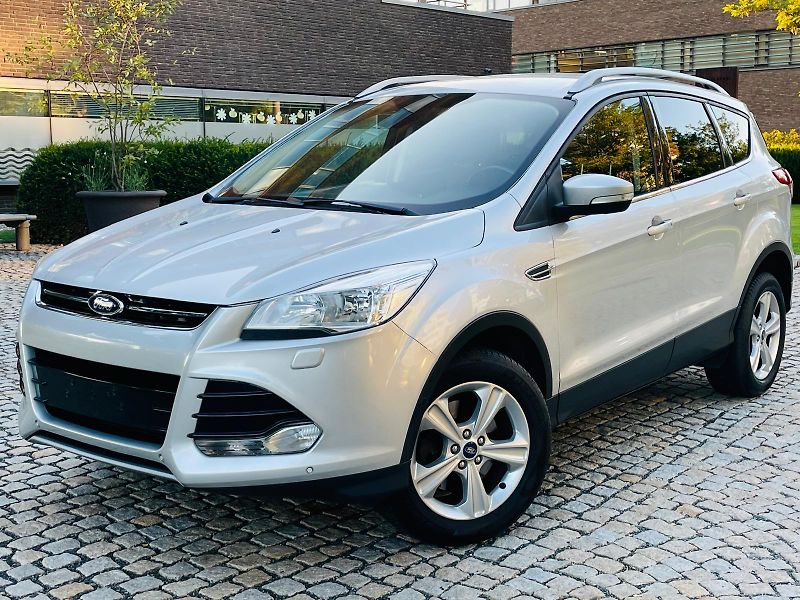Ford Kuga 2.0TDCi MANUÁL TAŽNÉ SERVISKA - fotka 2 z 51