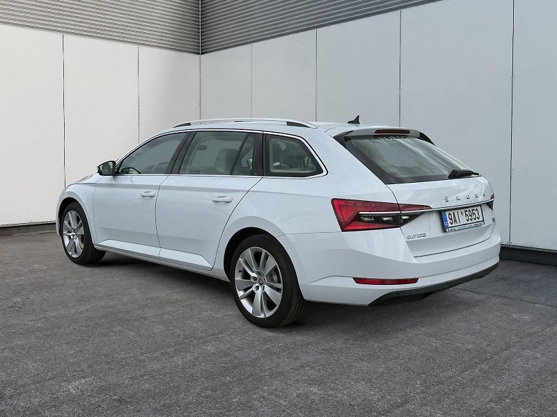 Škoda Superb (2022) STYLE 2.0TDI 110kW DSG DPH - fotka 4 z 11