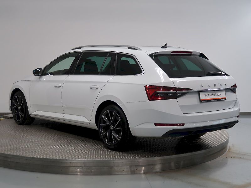 Škoda Superb (2021) STYLE PLUS 2.0TDI 147KW DSG 4x - fotka 7 z 40