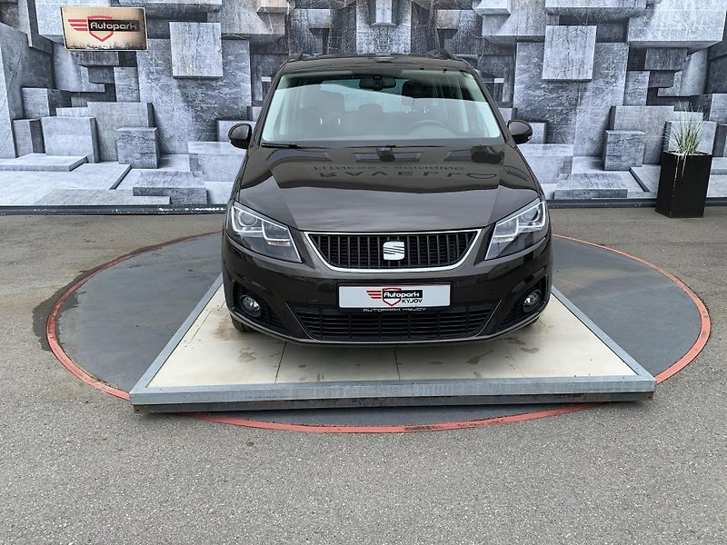 Seat Alhambra (2015) 2.0TDi, 103KW, EL.DVEŘE+KUFR - fotka 2 z 30