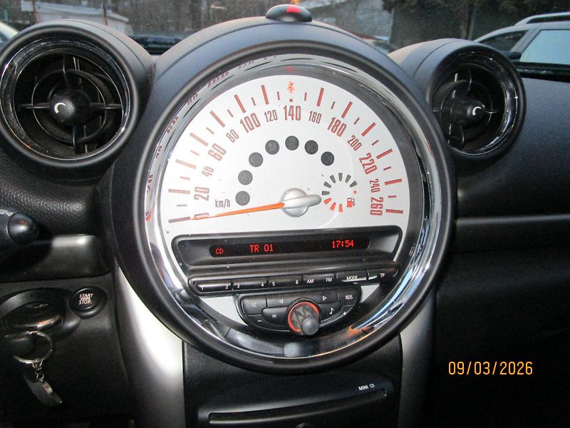 Mini Countryman (2013) 1,6 tdi - fotka 18 z 24