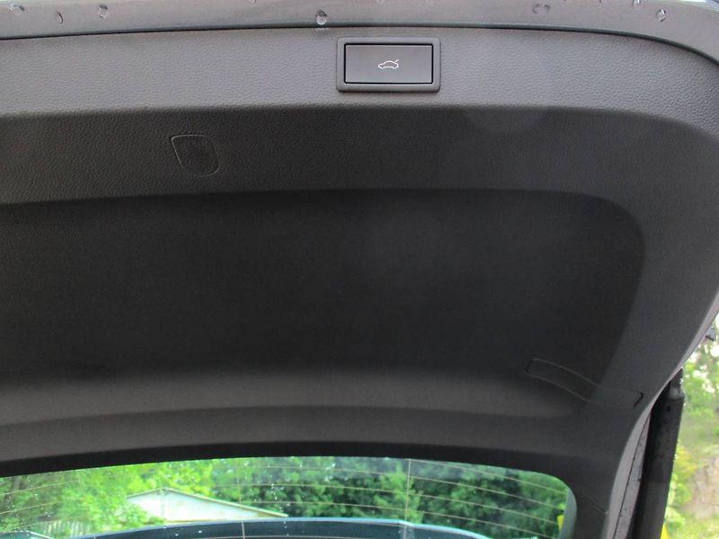 Škoda Karoq Top Selection 1,5TSI 110kW DSG - fotka 16 z 16
