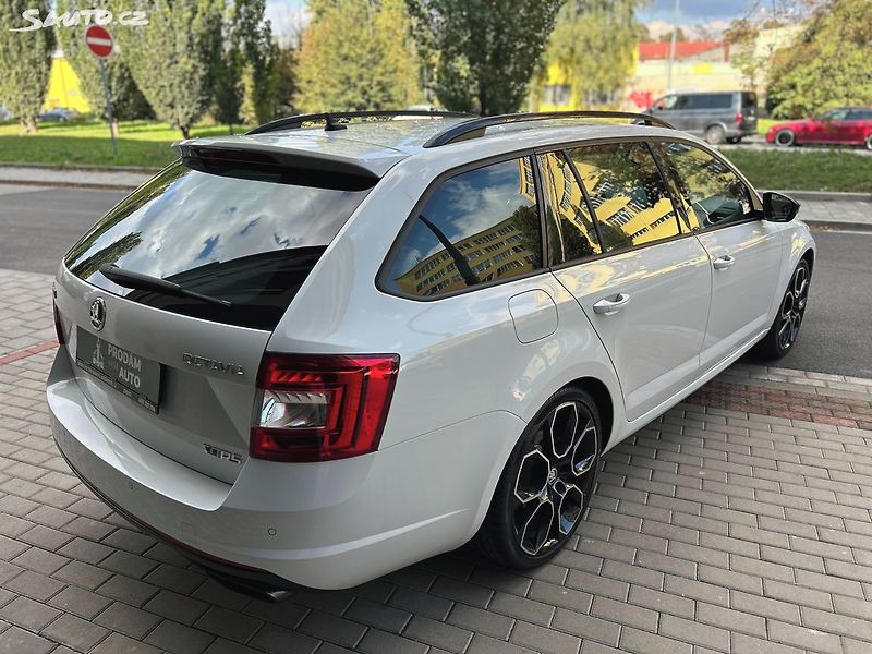 Škoda Octavia 2.0TSi RS ČR - fotka 7 z 24