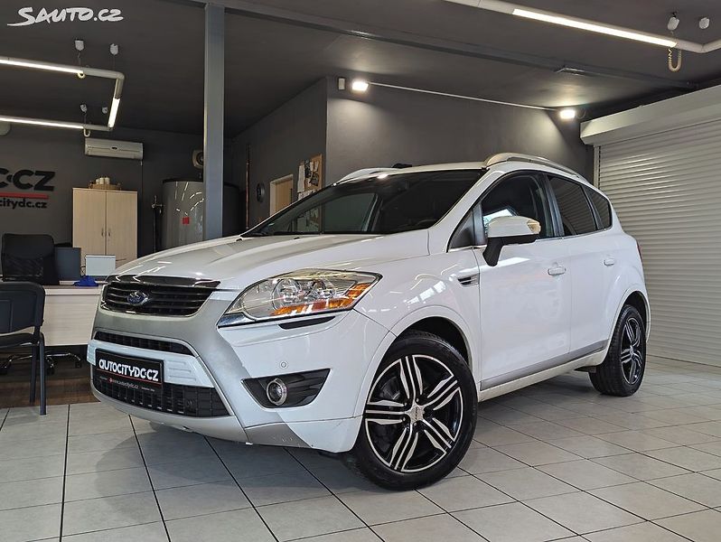 Ford Kuga 2.0 TDCi 103kW INDIVIDUAL, PDC - fotka 3 z 24