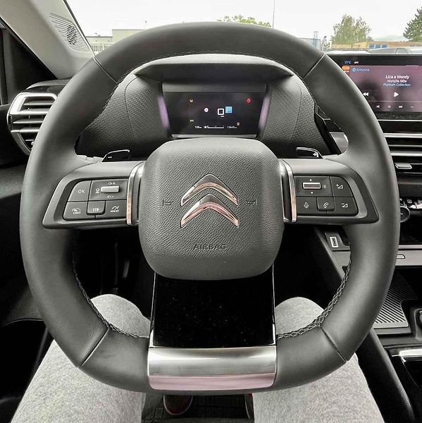 Citroën C4 X.