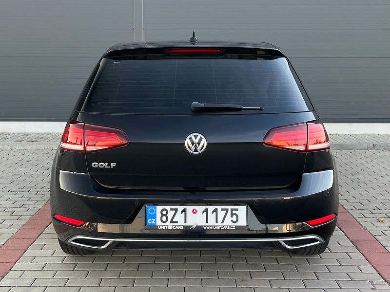 Volkswagen Golf 2.0 TDI-DSG-HIGHLINE - fotka 5 z 45