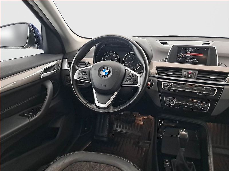 BMW X1 (2017) sDrive18d, Automat, Serv.kniha - fotka 7 z 22