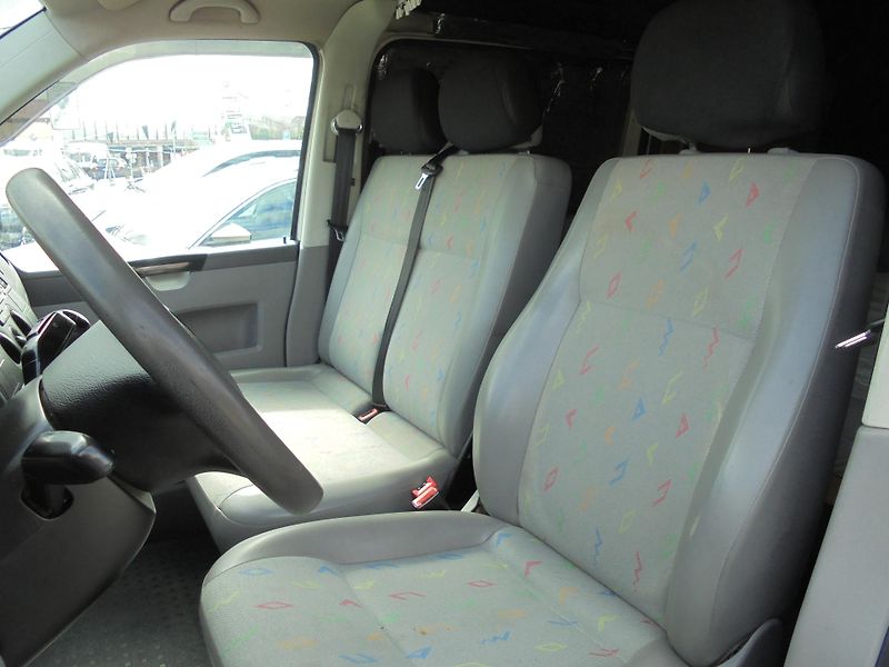 Volkswagen Transporter (2008) 1.9 TDI- SERVISKA - fotka 10 z 15