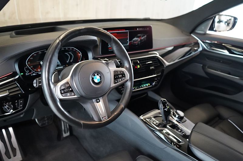 BMW Řada 6 640d xDrive GT, Laser, Tažné - fotka 17 z 47