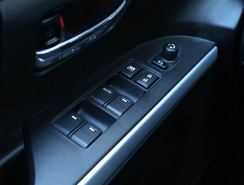 Suzuki SX4 S-Cross (2019) Premium 1.4 BoosterJet - fotka 17 z 18