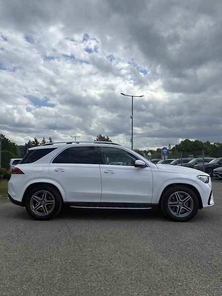Mercedes-Benz GLE (2024) 450d 4MATIC - fotka 3 z 15